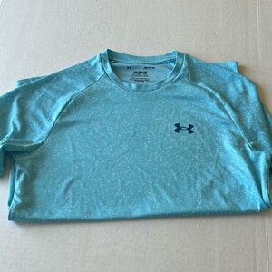 Under Armor The Tech Tee Le-Tshirt Loose SM Light Blue w White Dots